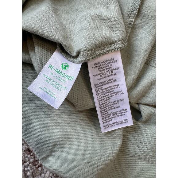 J. CREW Flex Pique Polo Short Sleeve shirt, size Medium, untucked; Light Green - Picture 5 of 6